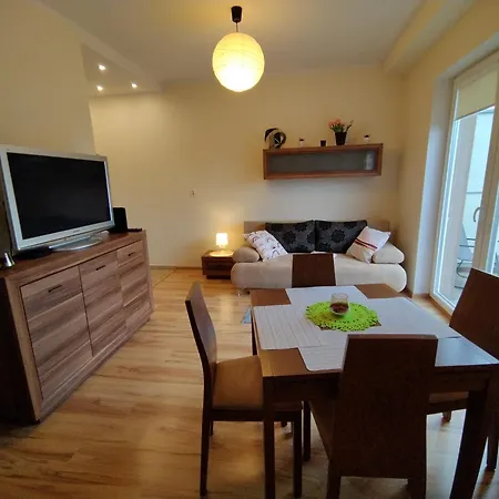 Gardena Ii Apartment *